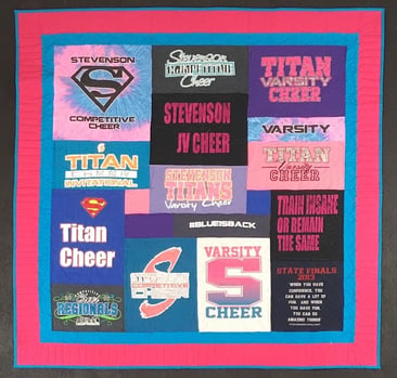 T-shirt quilt with a fancy border