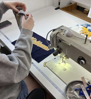 sewing a T-shirt quilt at Too cool T-shirt Quilts